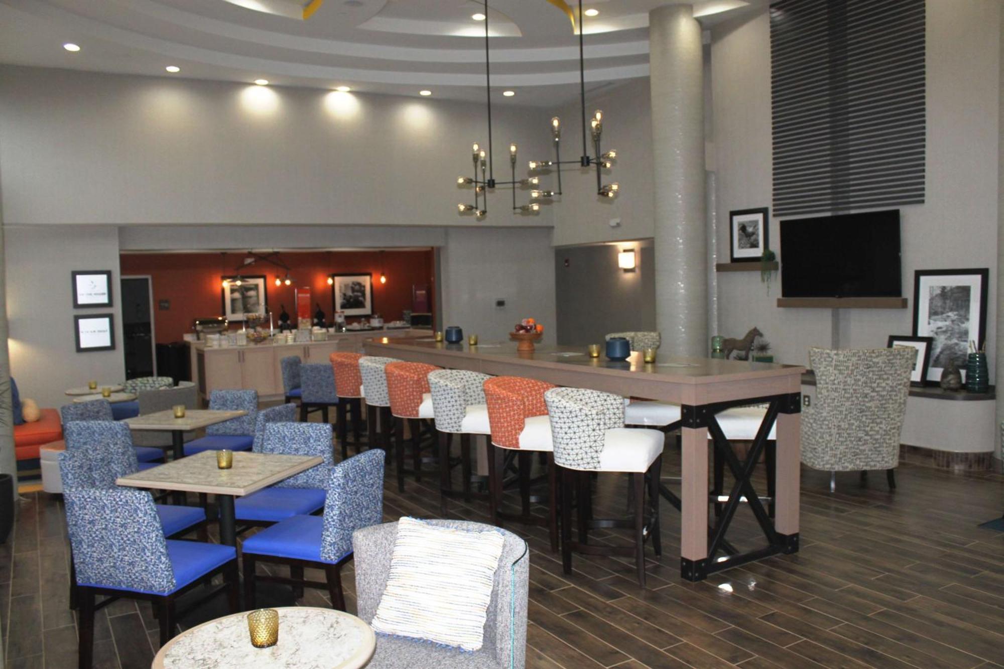 Hampton Inn Forsyth Dış mekan fotoğraf