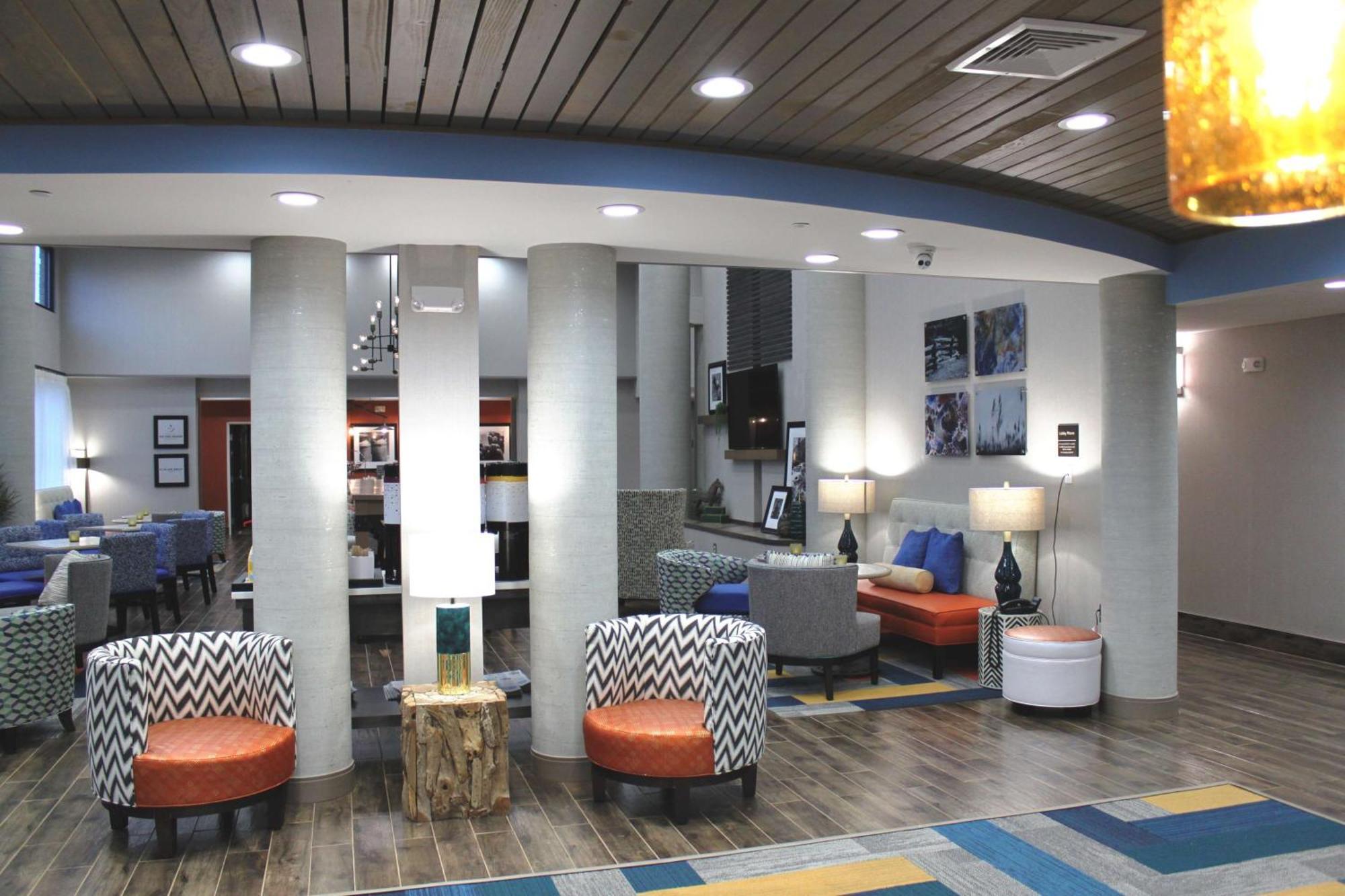 Hampton Inn Forsyth Dış mekan fotoğraf